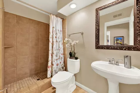 Bath - 12654 Acacia Ter, Poway, CA 92064 photo 3 of 3