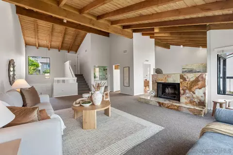 Living - 6585 Caminito Scioto, La Jolla, CA 92037 photo 6 of 8