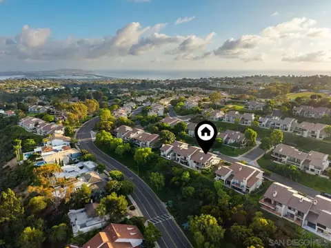 View/Area - 6585 Caminito Scioto, La Jolla, CA 92037 photo 6 of 9