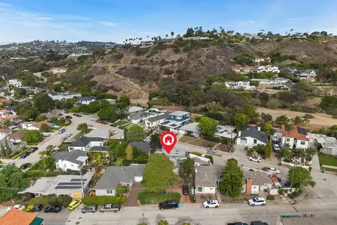 View/Area - 6319 Electric, La Jolla, CA 92037 photo 3 of 5