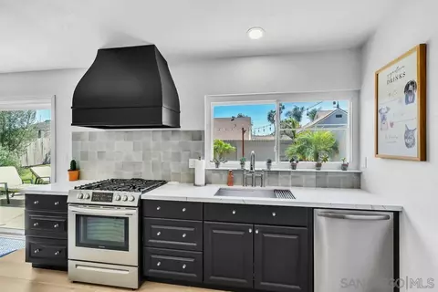 Kitchen - 10929 Anja Way, Lakeside, CA 92040 photo 2 of 6