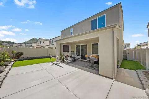 Exterior - 35241 Valencia Pt, Fallbrook, CA 92028 photo 10 of 16