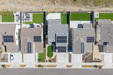 View/Area - 35241 Valencia Pt, Fallbrook, CA 92028 photo 1 of 7