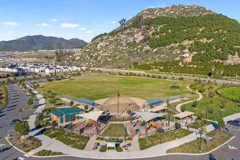 View/Area - 35241 Valencia Pt, Fallbrook, CA 92028 photo 7 of 7