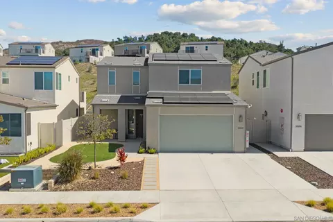Exterior - 35241 Valencia Pt, Fallbrook, CA 92028 photo 2 of 16