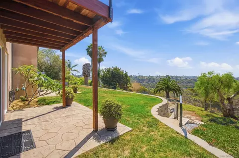 Exterior - 1409 Santa Rosa, Oceanside, CA 92058 photo 6 of 10