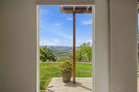 Exterior - 1409 Santa Rosa, Oceanside, CA 92058 photo 5 of 10
