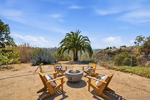 Exterior - 1409 Santa Rosa, Oceanside, CA 92058 photo 7 of 10