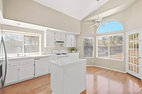 2808 Jed Rd, Escondido, CA 92027 photo 12