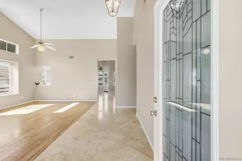 2808 Jed Rd, Escondido, CA 92027 photo 2