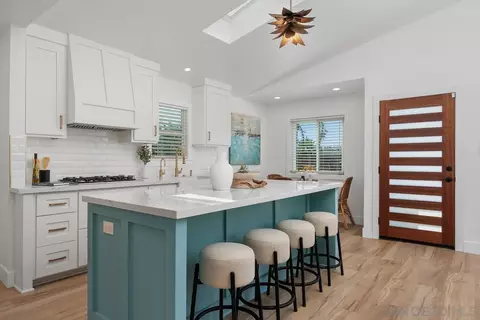 Kitchen - 754 Snapdragon St, Encinitas, CA 92024 photo 5 of 5