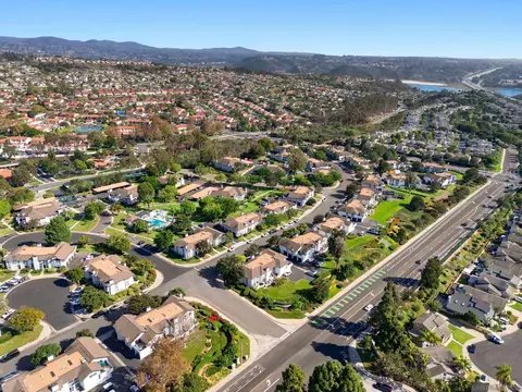 View/Area - 6905 Carnation Dr, Carlsbad, CA 92011 photo 3 of 12
