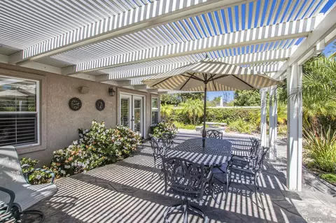 Exterior - 1202 Calle Sonia, Fallbrook, CA 92028 photo 6 of 18