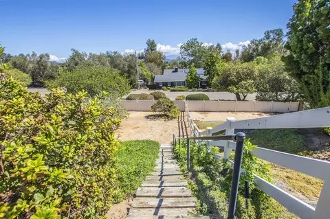 Exterior - 1202 Calle Sonia, Fallbrook, CA 92028 photo 9 of 18