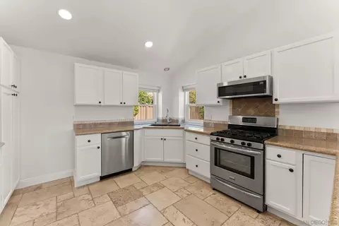 Kitchen - 13432 Aubrey, Poway, CA 92064 photo 1 of 2