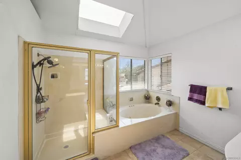 Bath - 10003 Vallata Ct, Spring Valley, CA 91977 photo 1 of 4