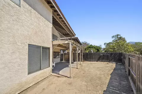 Exterior - 10003 Vallata Ct, Spring Valley, CA 91977 photo 5 of 11