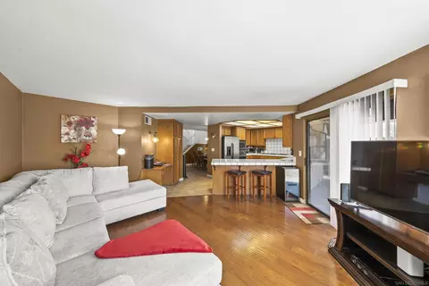 Living - 10003 Vallata Ct, Spring Valley, CA 91977 photo 4 of 4