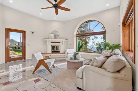 Living - 4029 Alta Loma Dr, Jamul, CA 91935 photo 4 of 9