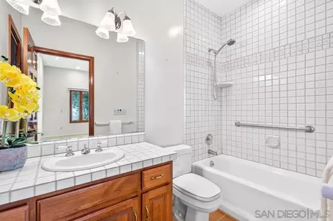 Bath - 4029 Alta Loma Dr, Jamul, CA 91935 photo 6 of 7
