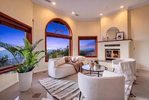 Living - 4029 Alta Loma Dr, Jamul, CA 91935 photo 8 of 9