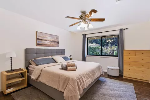 Bedroom - 1359 Knoll Park Ln, Fallbrook, CA 92028 photo 1 of 4
