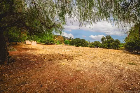 0000 Hicrest #2, Glendora, CA 91741 photo 3