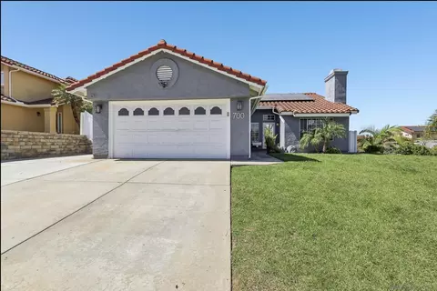 700 Baylor Ave, Bonita, CA 91902
