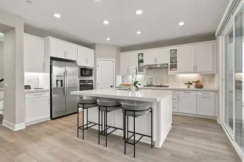 8246 Waverly, San Diego, CA 92129