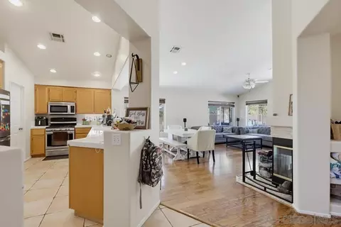 Entry Way - 2081 Larkspur Dr, Alpine, CA 91901 photo 2 of 2