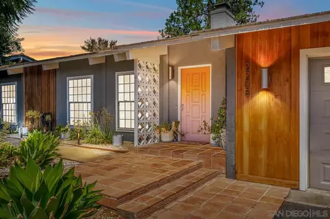 2208 Sunset Dr, Escondido, CA 92025