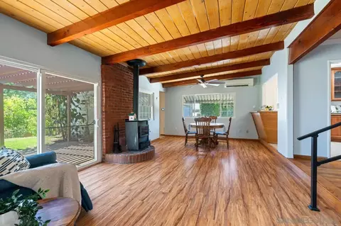 Living - 6031 Sinton, La Mesa, CA 91942 photo 4 of 7