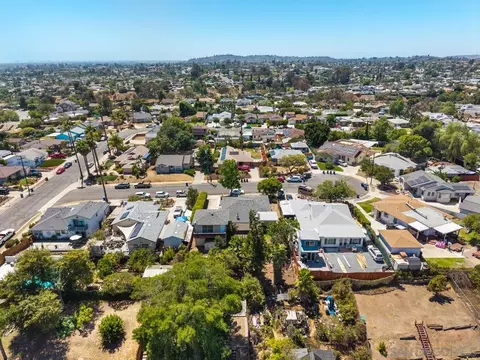 View/Area - 6031 Sinton, La Mesa, CA 91942 photo 6 of 11
