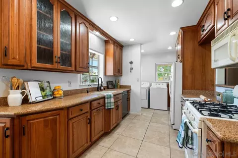 Kitchen - 6031 Sinton, La Mesa, CA 91942 photo 2 of 6