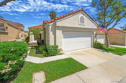 15511 Walton Heath Row, San Diego, CA 92128