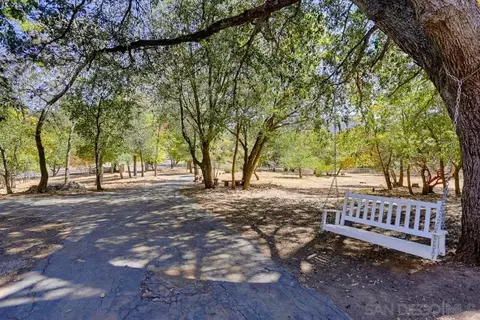 Exterior - 4402 Pine Hills Rd, Julian, CA 92036 photo 4 of 13