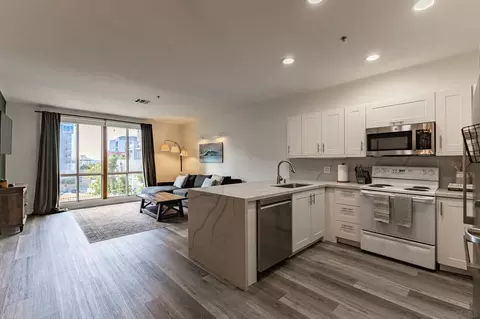 1501 Front St #302, San Diego, CA 92101