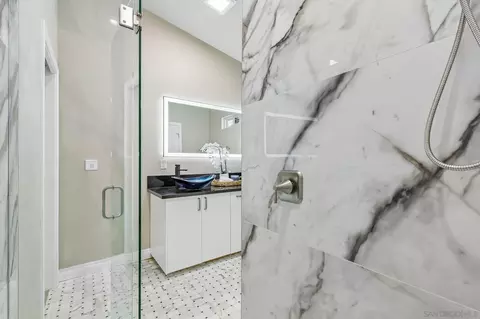 Bath - 836 C Ave, Coronado, CA 92118 photo 5 of 6