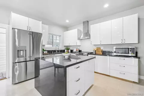 Kitchen - 836 C Ave, Coronado, CA 92118 photo 2 of 4