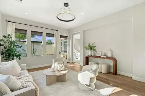 7875 Lusardi Creek Ln, San Diego, CA 92127