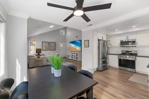 Dining - 1714 Knollfield Way, Encinitas, CA 92024 photo 2 of 2