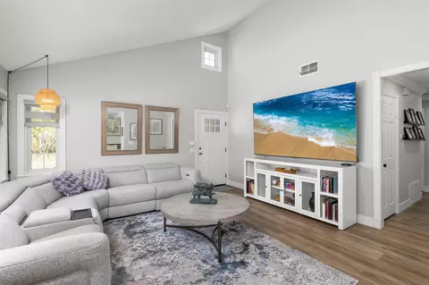 Living - 1714 Knollfield Way, Encinitas, CA 92024 photo 2 of 4
