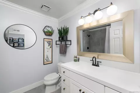 Bath - 1714 Knollfield Way, Encinitas, CA 92024 photo 1 of 4