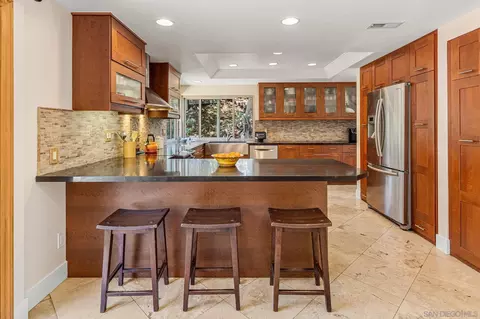 Kitchen - 1141 Cerro Largo Dr, Solana Beach, CA 92075 photo 2 of 3