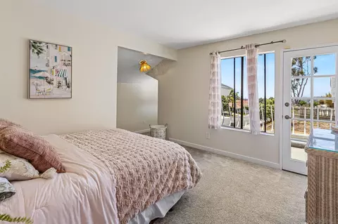 Bedroom - 1141 Cerro Largo Dr, Solana Beach, CA 92075 photo 7 of 8