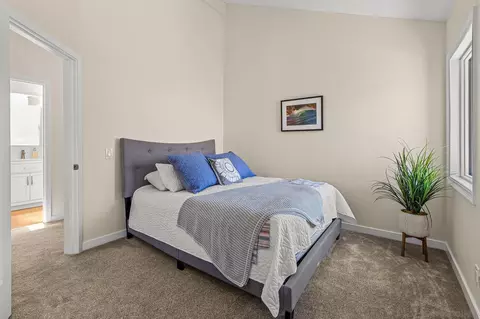 Bedroom - 1141 Cerro Largo Dr, Solana Beach, CA 92075 photo 4 of 8
