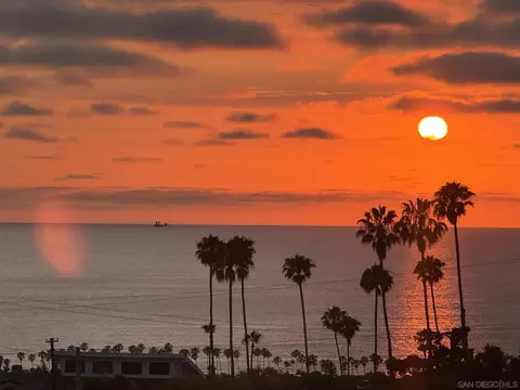 6617 Avenida De Las Pescas, La Jolla, CA 92037