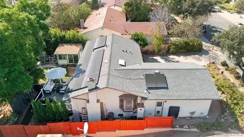 View/Area - 8845 Fabienne Way, La Mesa, CA 91941 photo 3 of 6