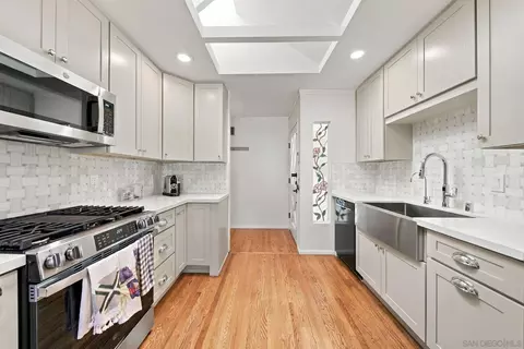 Kitchen - 8845 Fabienne Way, La Mesa, CA 91941 photo 3 of 3