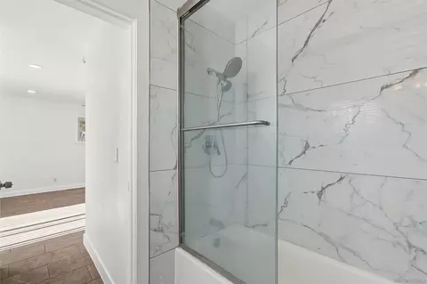 Bath - 8032 Poplin Dr, Santee, CA 92071 photo 2 of 3